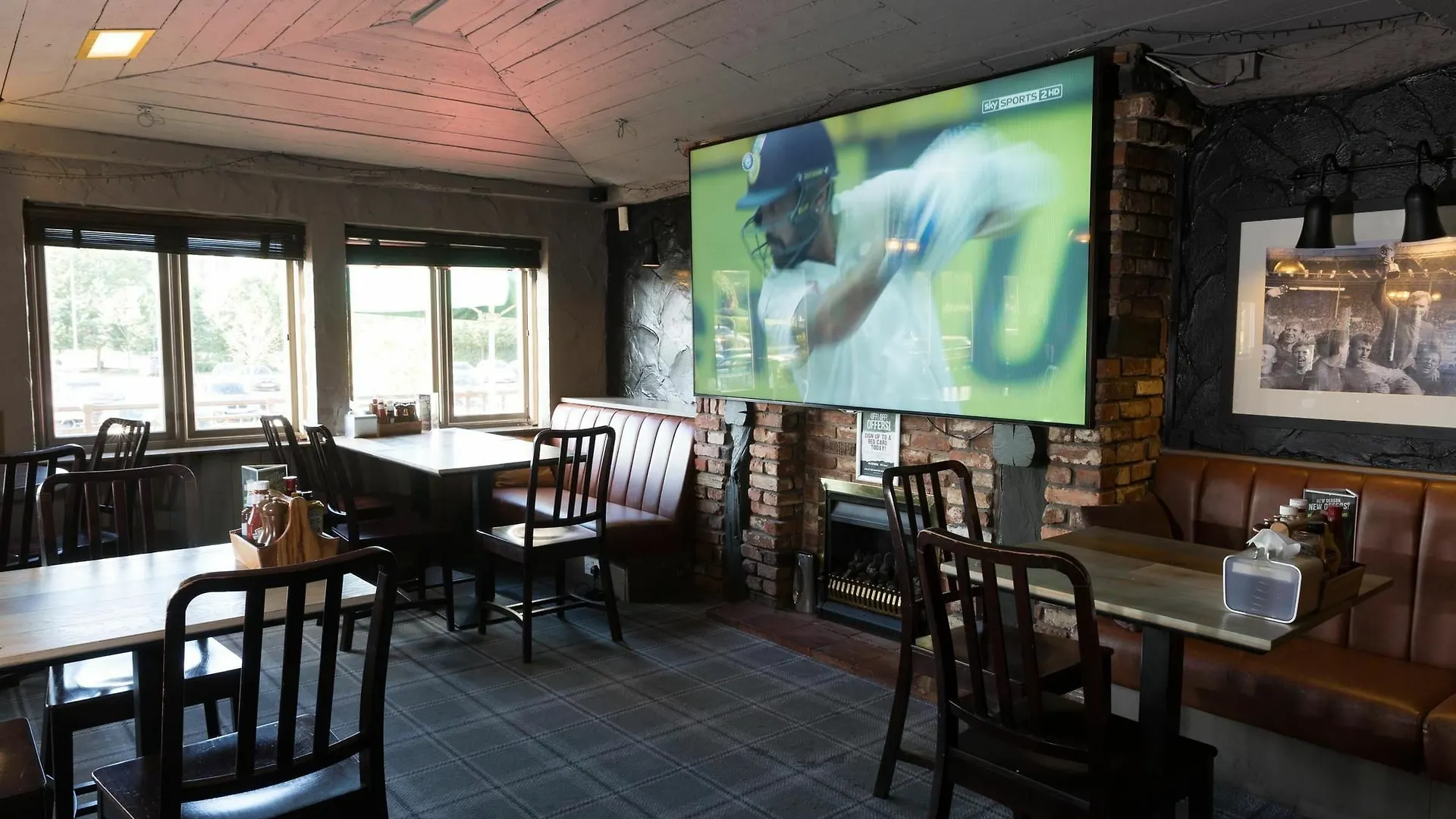 Village Hotel Leeds South 4*, Leeds (West Yorkshire) Großbritannien